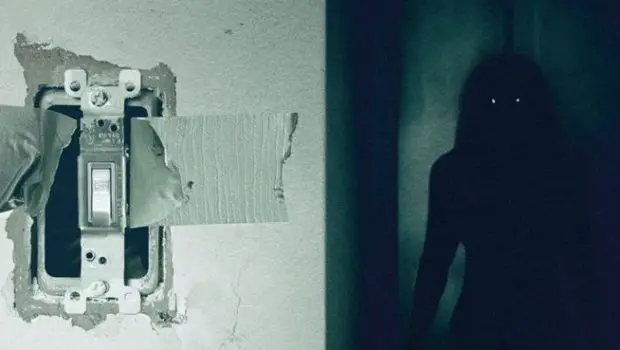 Dans Le Noir Film Review : Dans le Noir - « Éteins la lumière et tu verras Lucifer