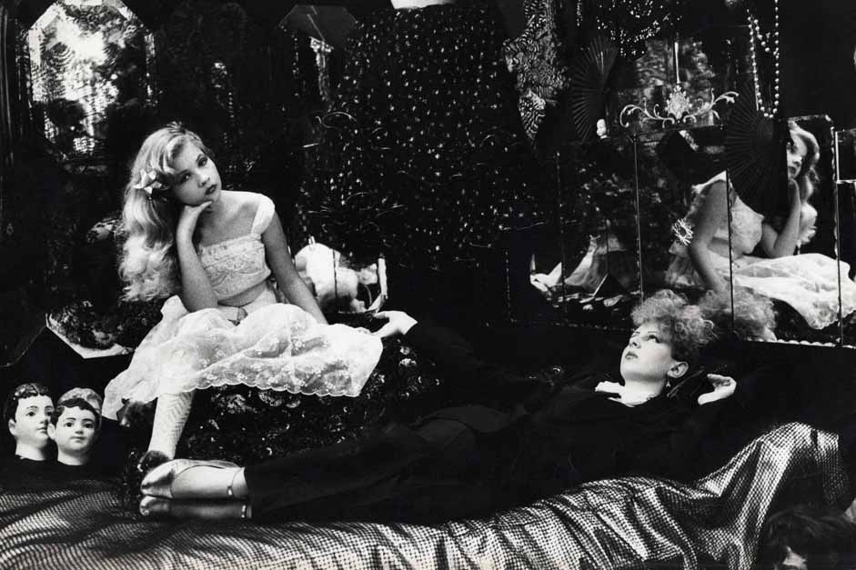 Les Enfants De La Nuit: Roman Eva Ionesco La photographe Irina Ionesco condamnée pour les clichés érotiques de sa