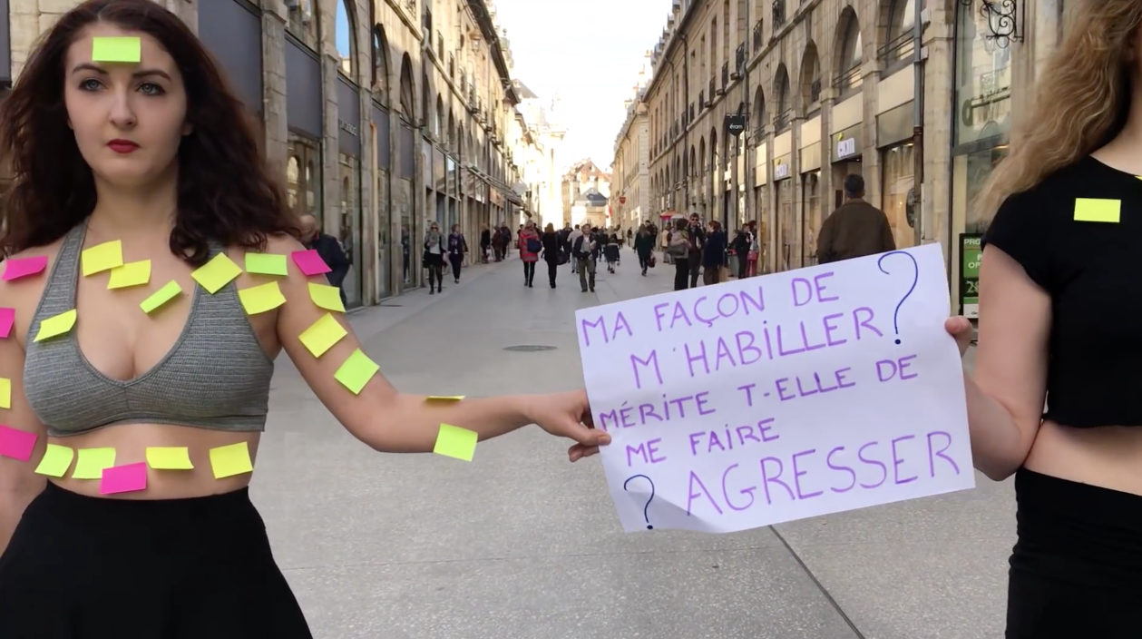 Chanson Sur Le Racisme En Français Harcèlement Sexuel et Viol : « Plus vous vous déshabillez, plus vous
